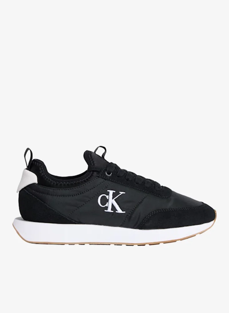 Embroidery Mono-SoTrainers With Leather